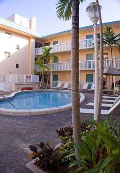 Hotel Coconut Grove 3*